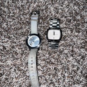 Nixon watches